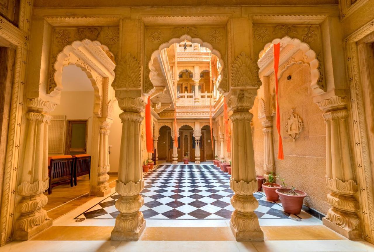Hotel Dev Villa Jaisalmer Bagian luar foto